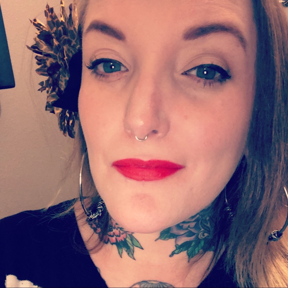 Meet your Posher, Erica